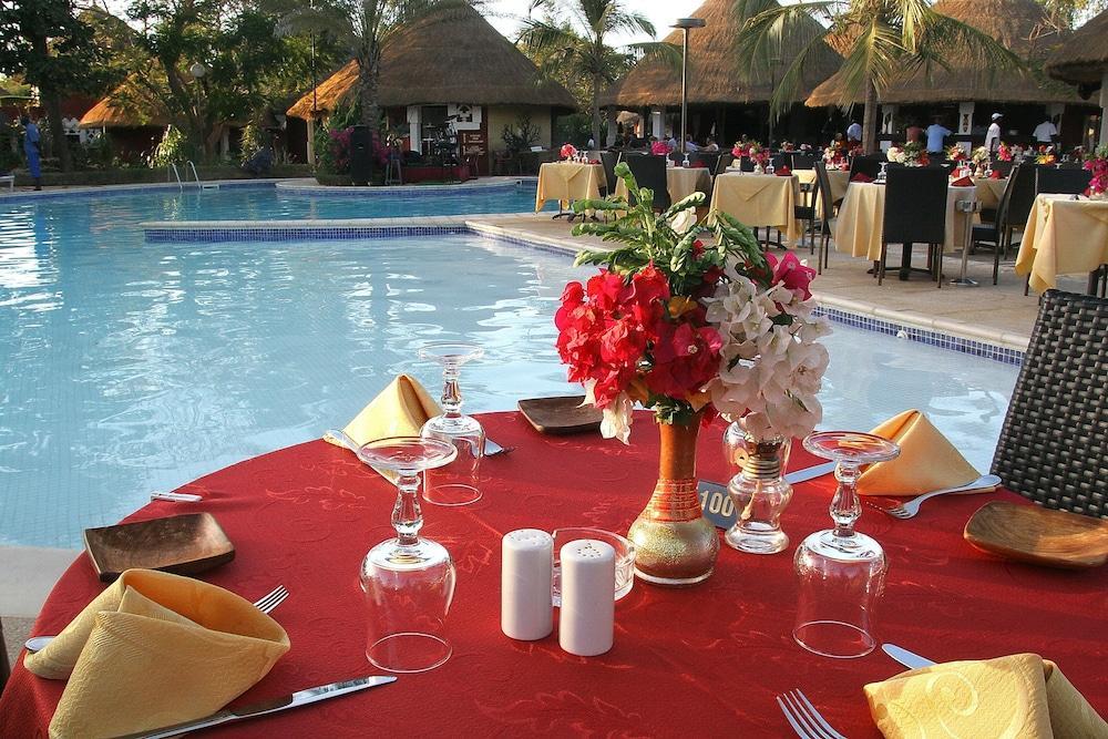 Hotel Royam Saly Portudal Bagian luar foto